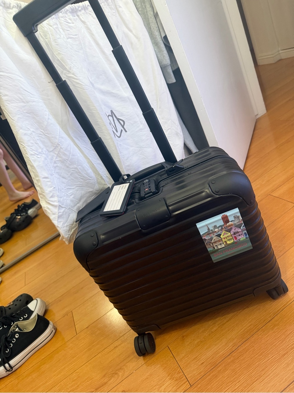 RIMOWA Pilot Hard-Shell Carry-On in Black - Picture 8 of 14